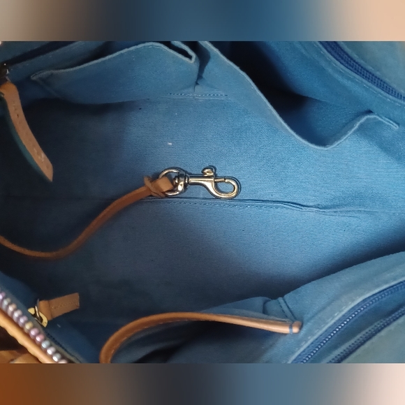 Dooney & Bourke Black Barrel Bag Signature DB Logo Coated leather crossbody - Picture 10 of 15